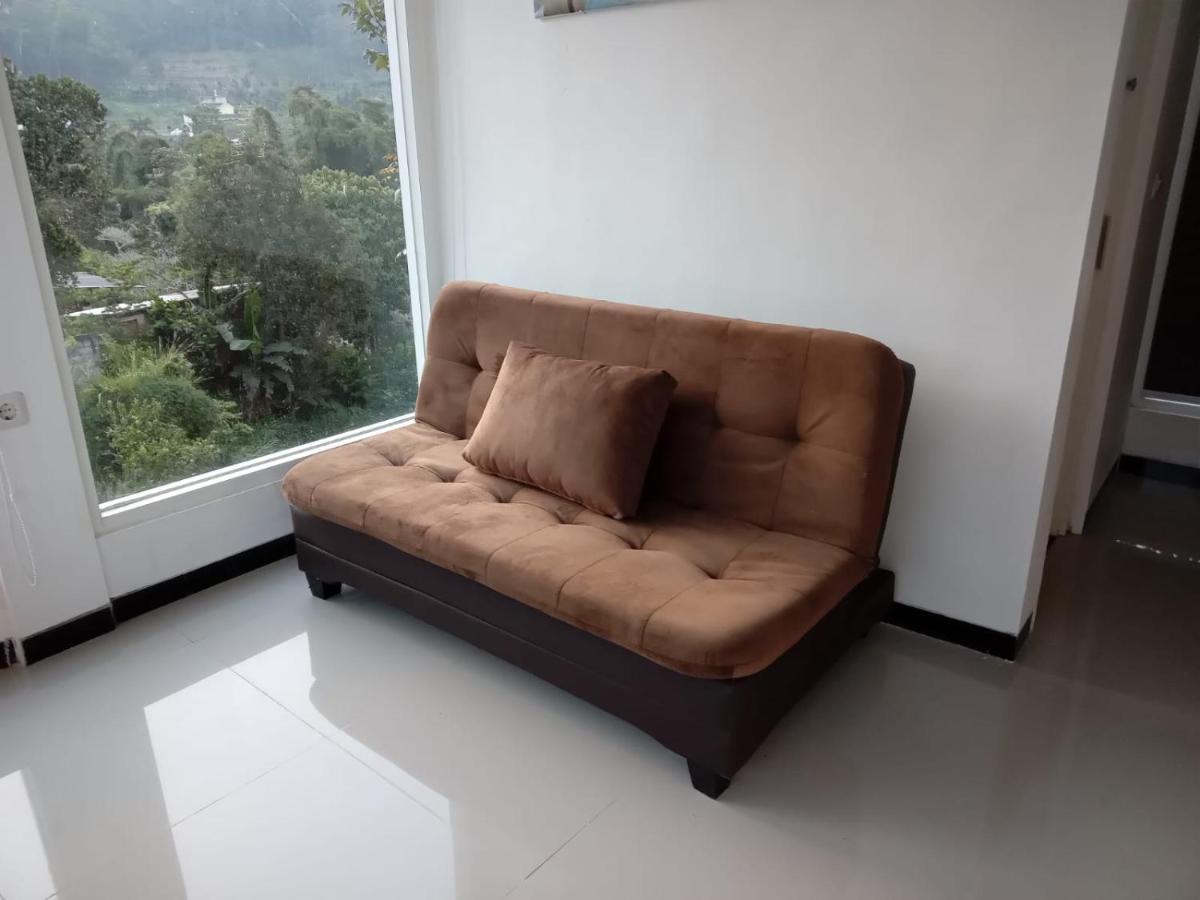 Songgoriti Cahaya 1 Guest House מראה חיצוני תמונה